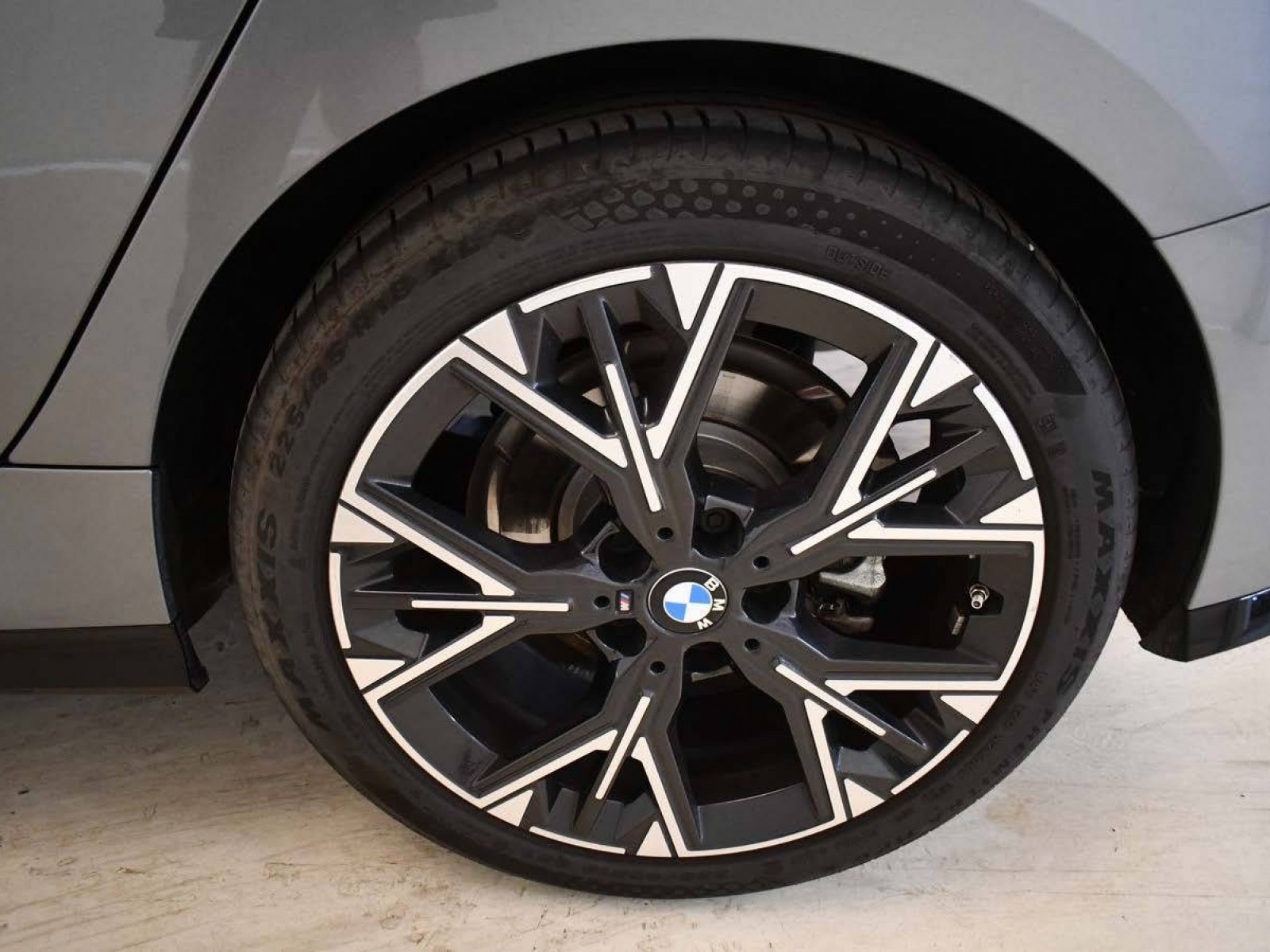 BMW - SERIE 1 F70 - #850096 - 35