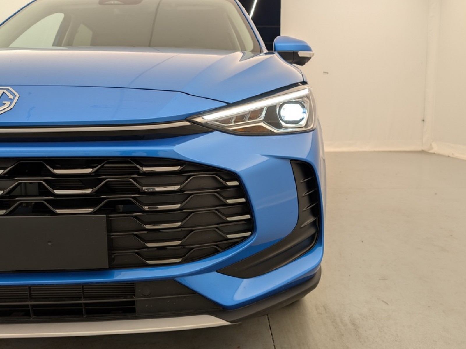 MG - ZS - #856882 - 20