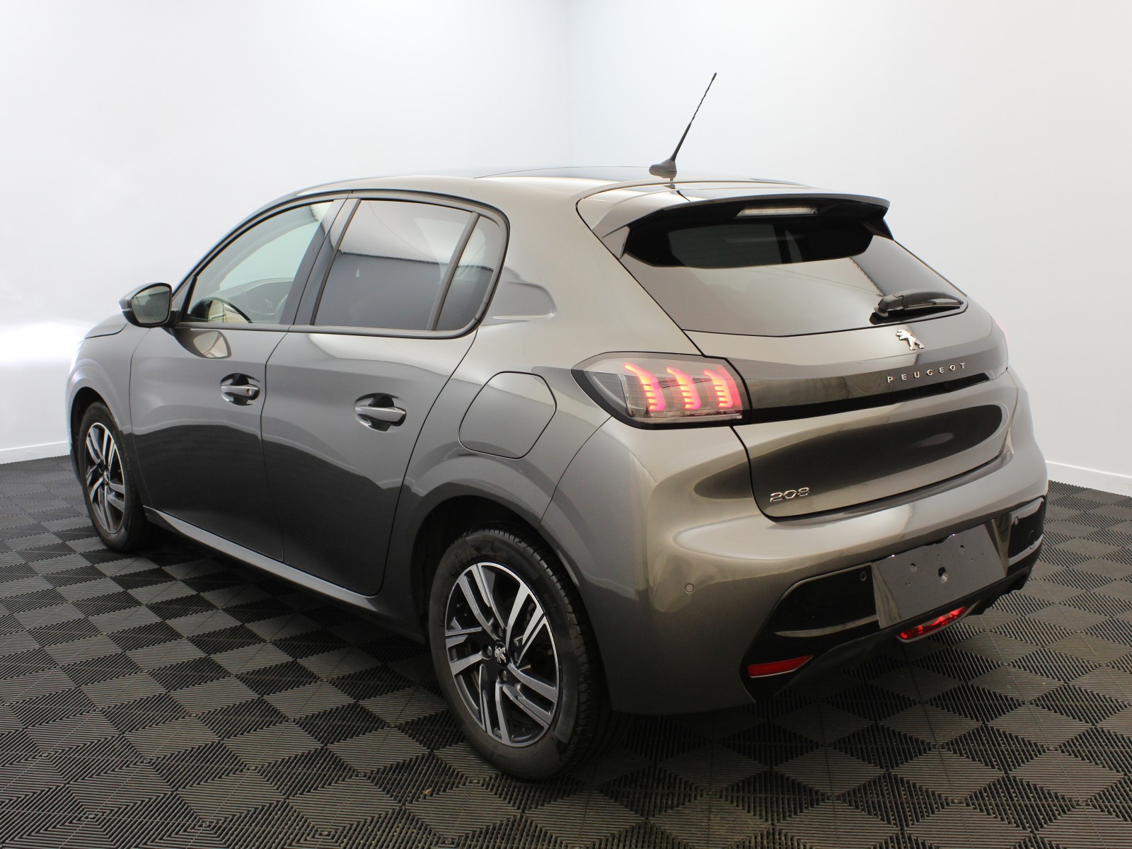 PEUGEOT - 208 - #177031 - 2