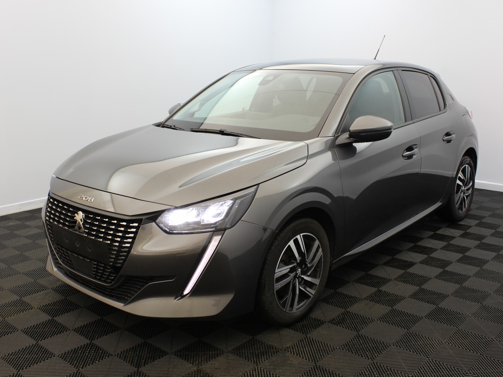 PEUGEOT - 208 - #177031 - 0