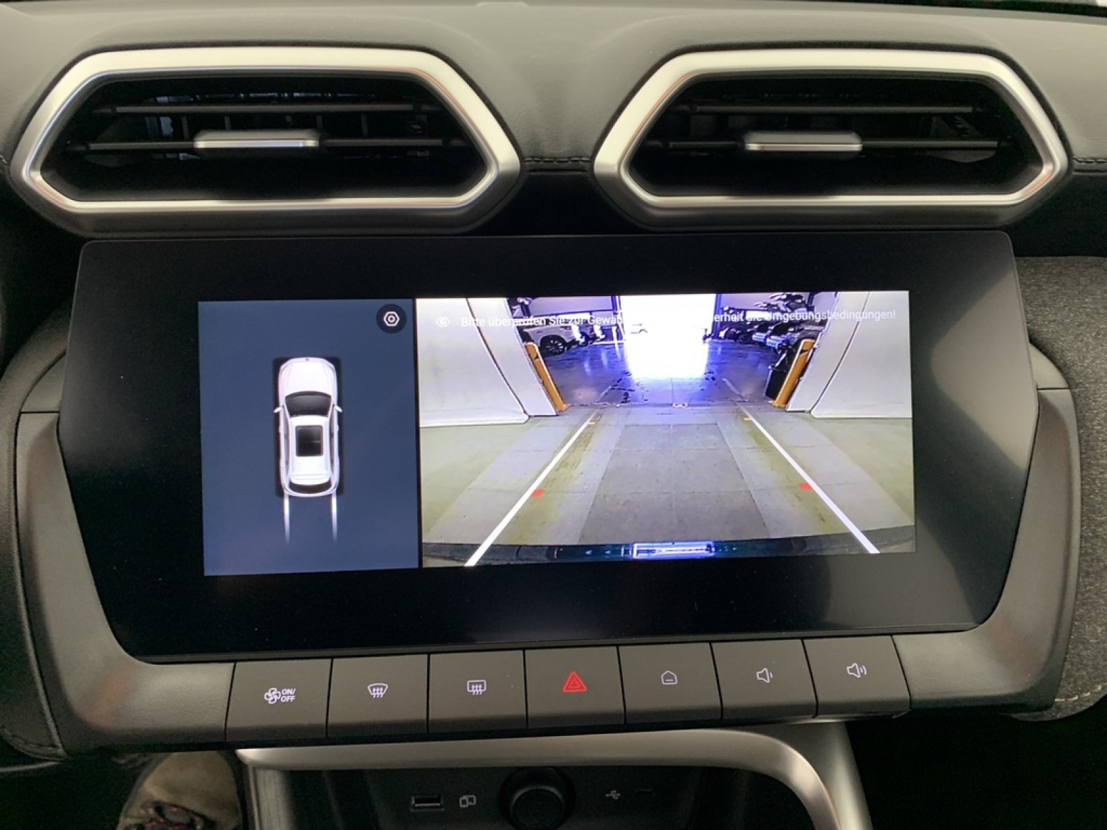 MG - ZS - #856942 - 16