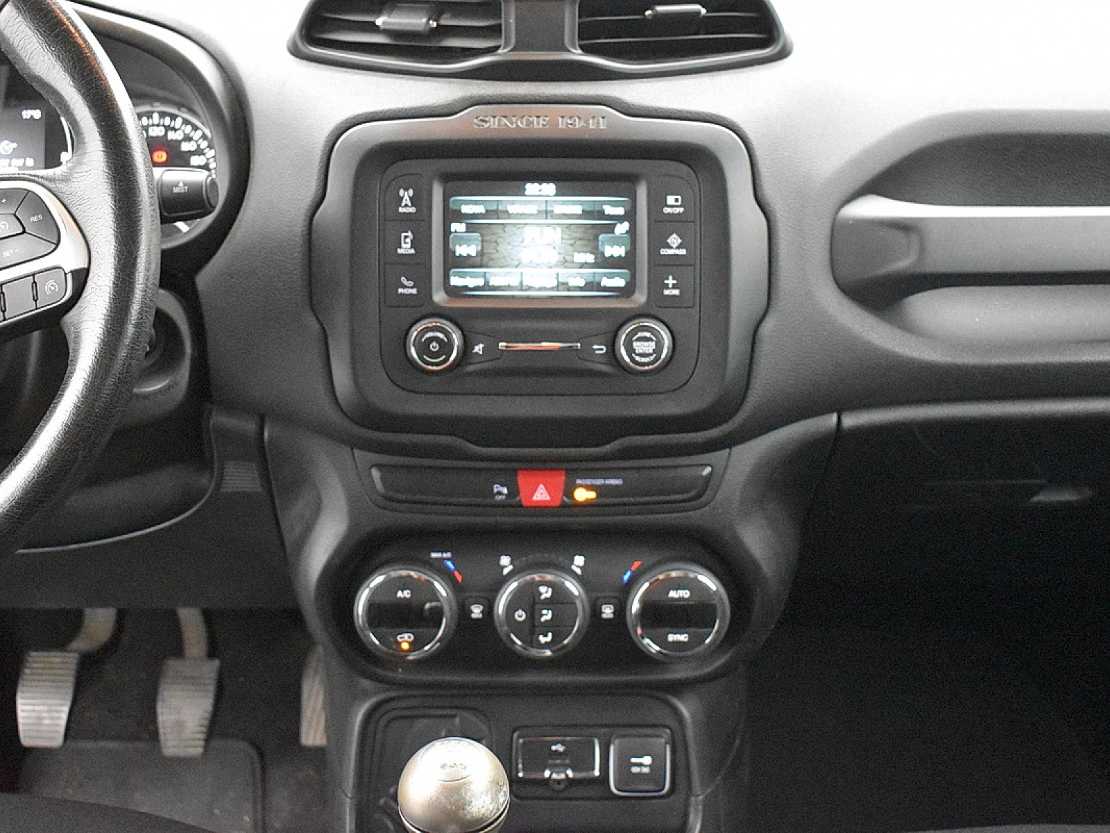 JEEP - RENEGADE - #179102 - 11