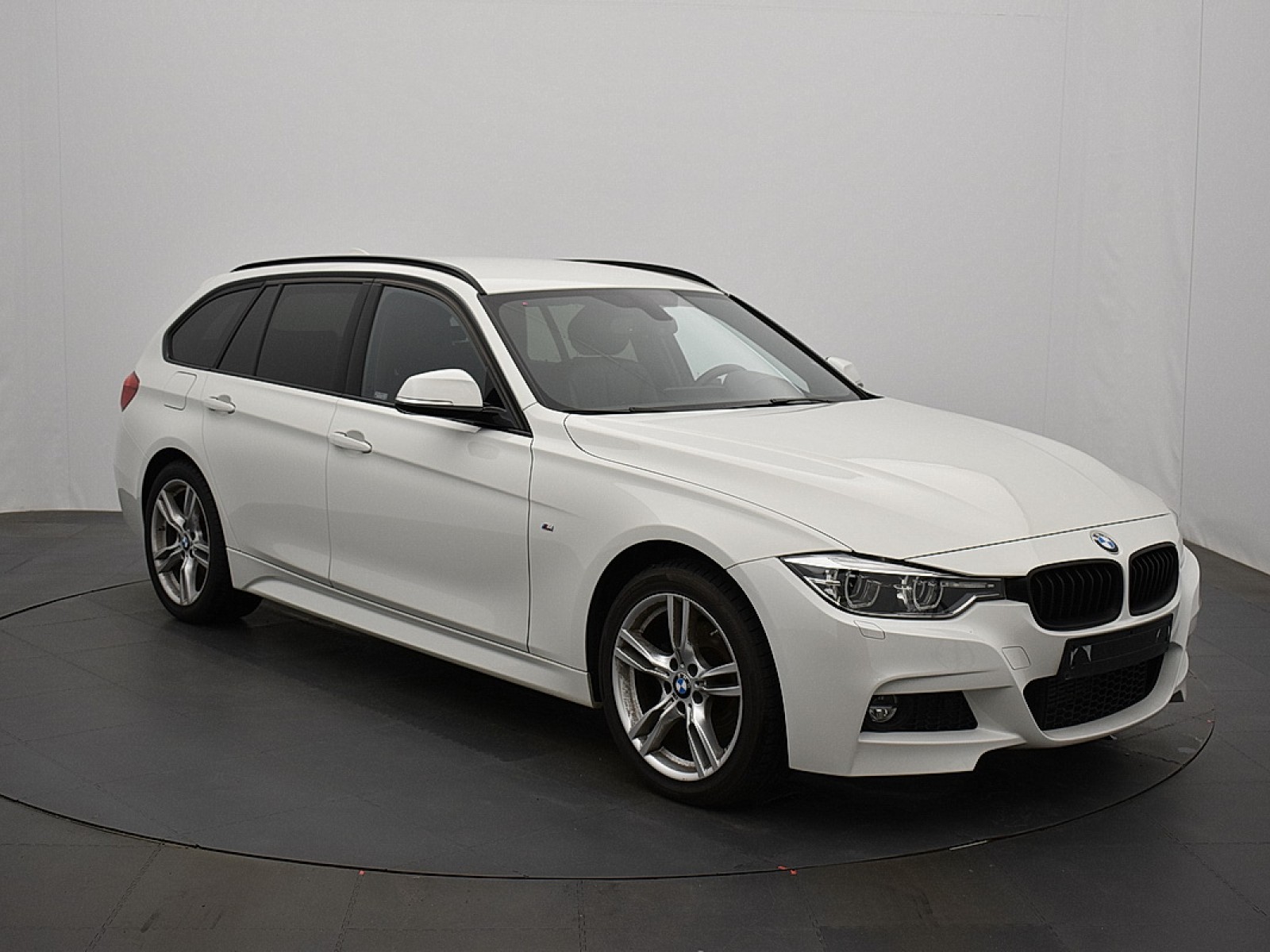 BMW - SERIE 3 TOURING F31 - #180977 - 1