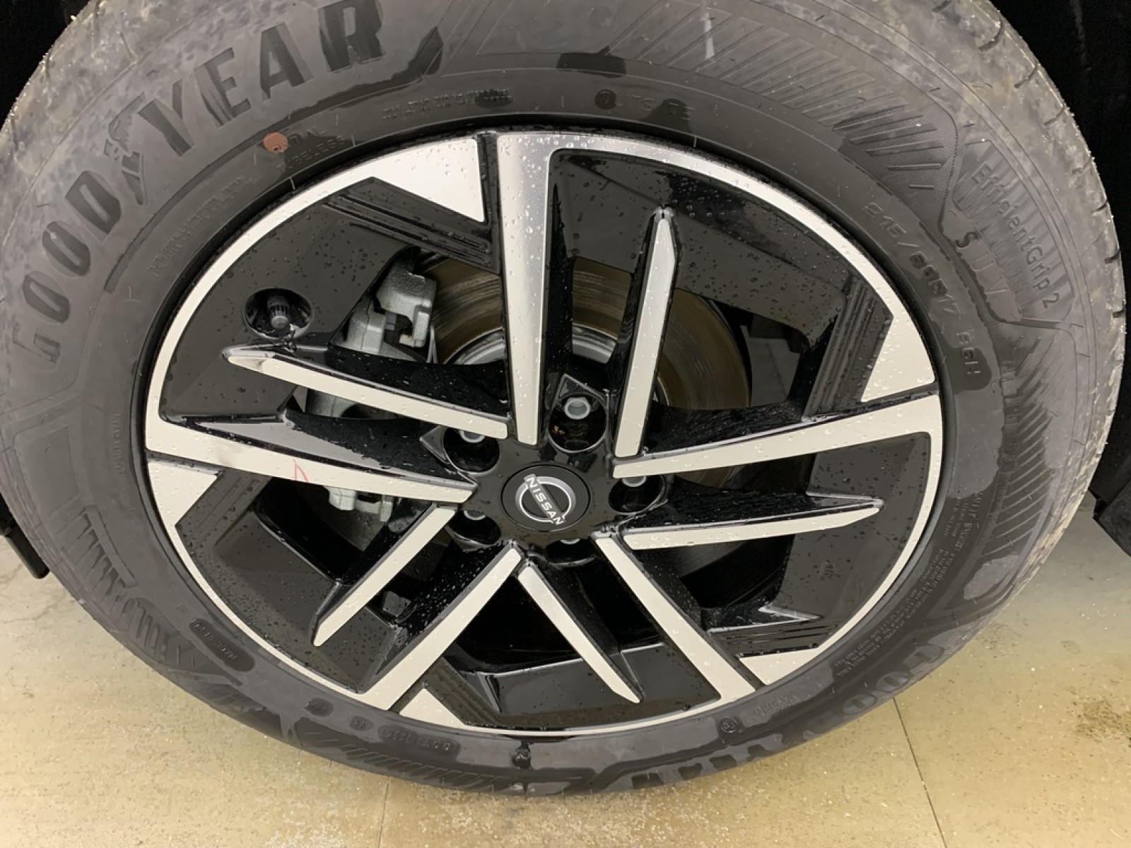 NISSAN - JUKE - #855634 - 20