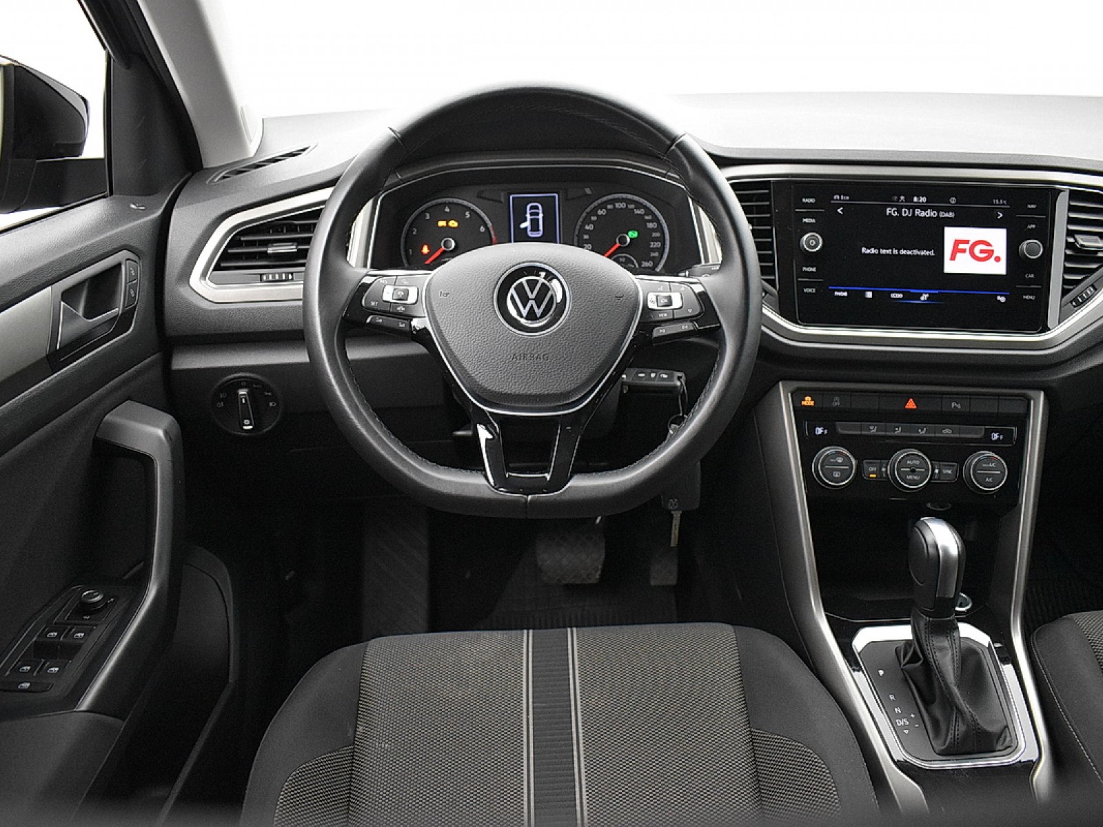 VOLKSWAGEN - T-ROC - #167325 - 9