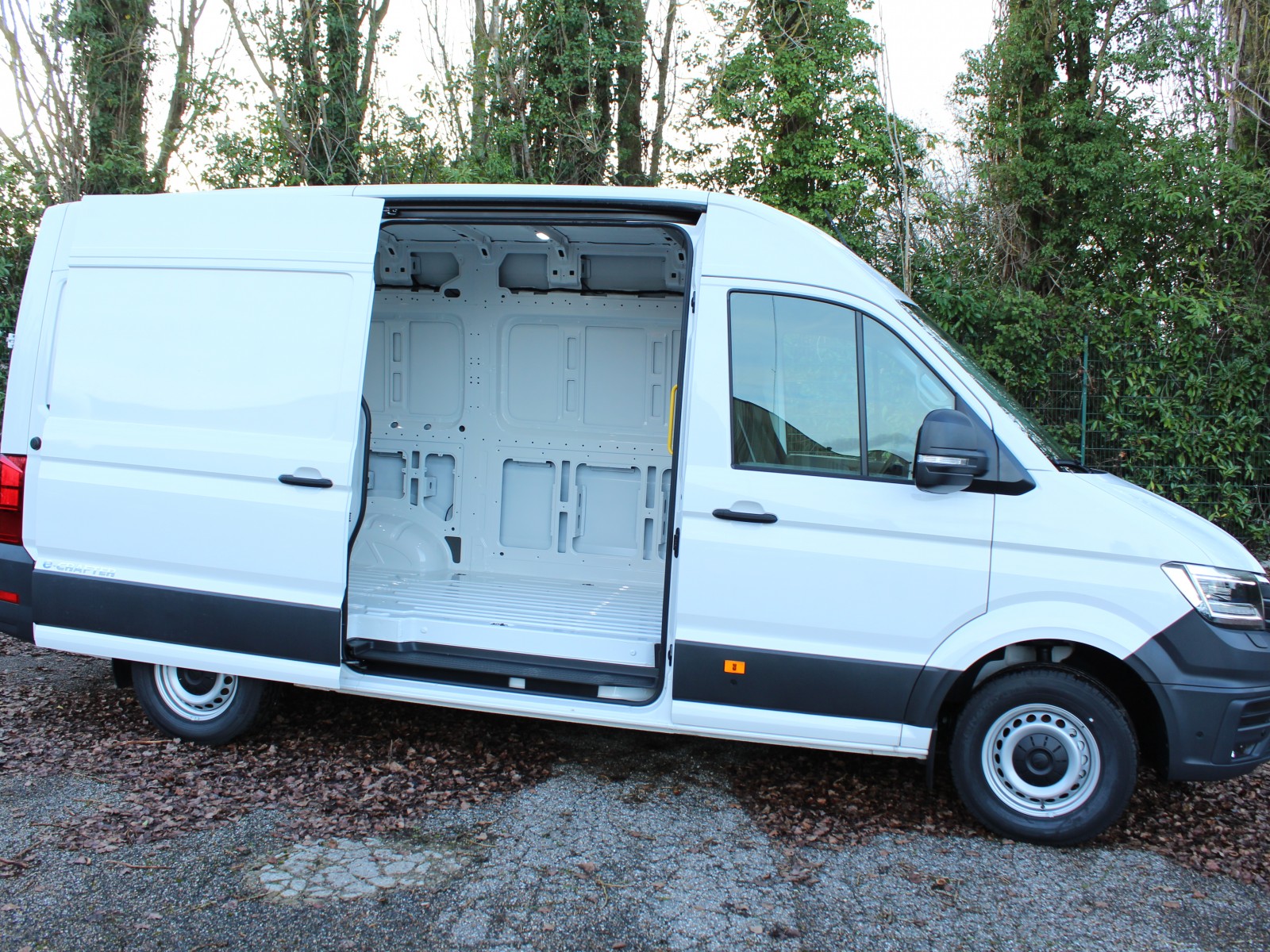 VOLKSWAGEN - CRAFTER VAN - #178417 - 1