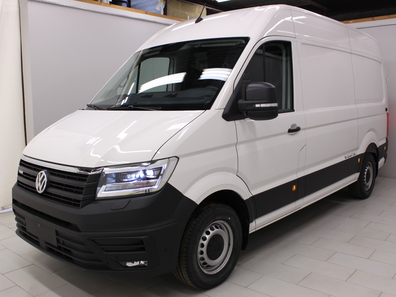 VOLKSWAGEN - CRAFTER VAN - #178417 - 0