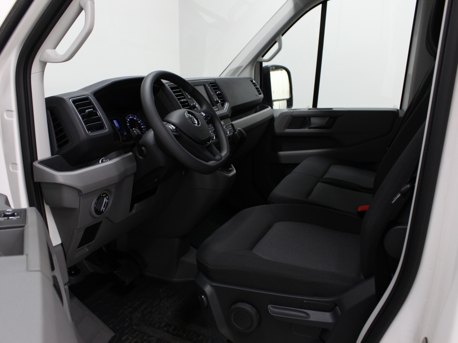 VOLKSWAGEN - CRAFTER VAN - #178417 - 10