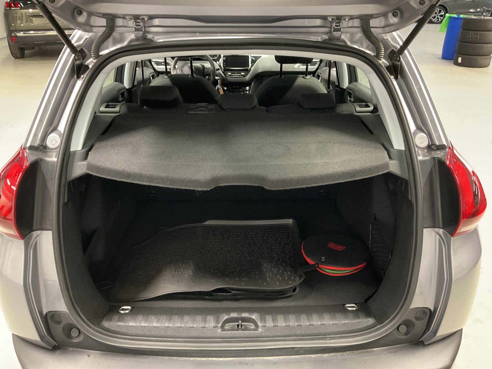 PEUGEOT - 2008 - #182272 - 11