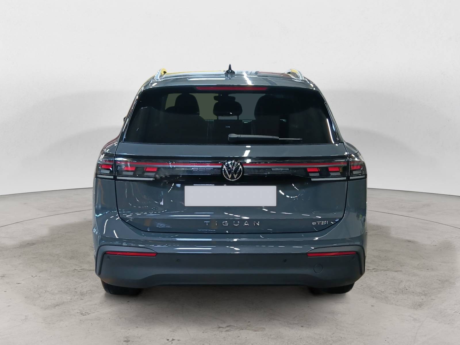 VOLKSWAGEN - TIGUAN - #843587 - 5