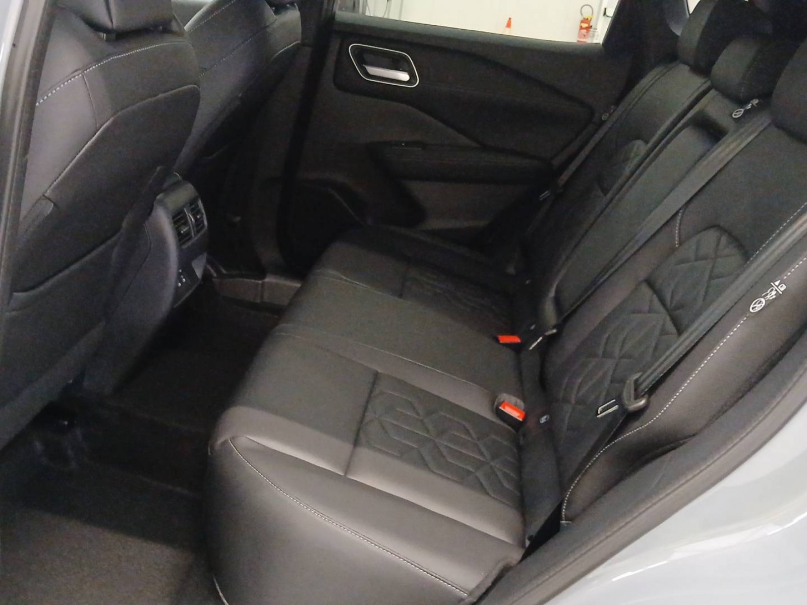 NISSAN - QASHQAI - #842667 - 8