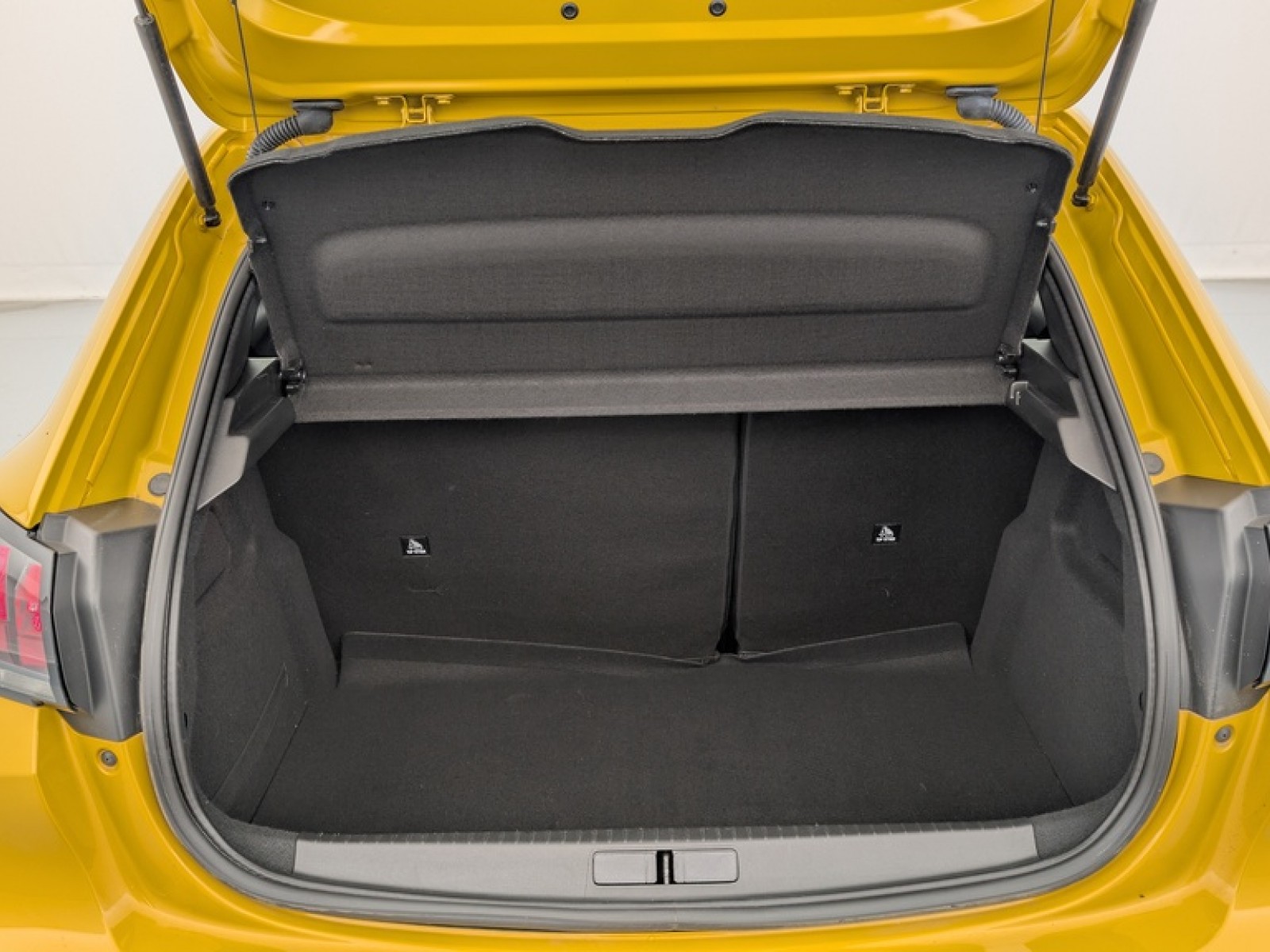 PEUGEOT - 208 ELECTRIQUE - #857247 - 10