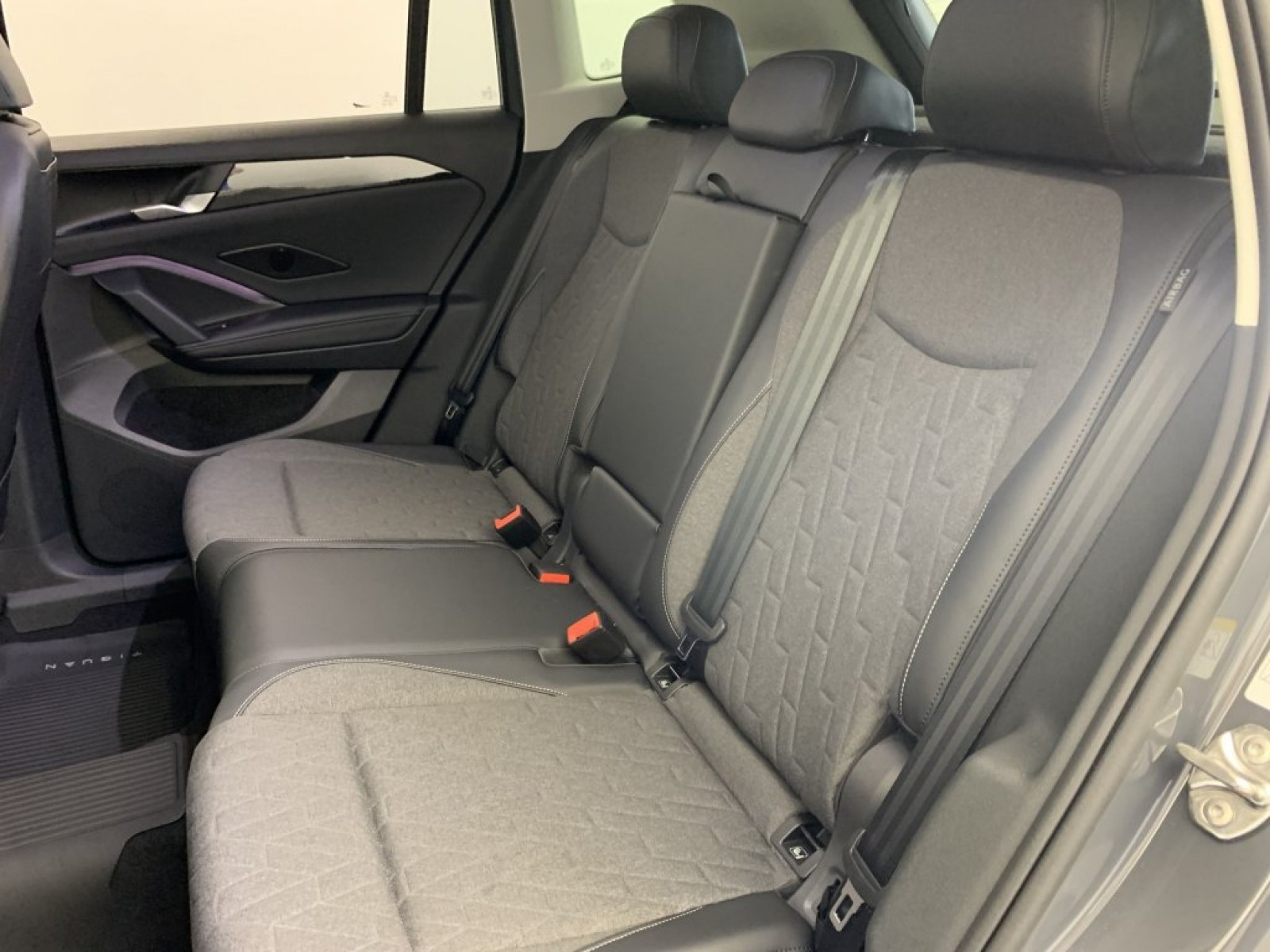 VOLKSWAGEN - TIGUAN NOUVEAU - #848842 - 21