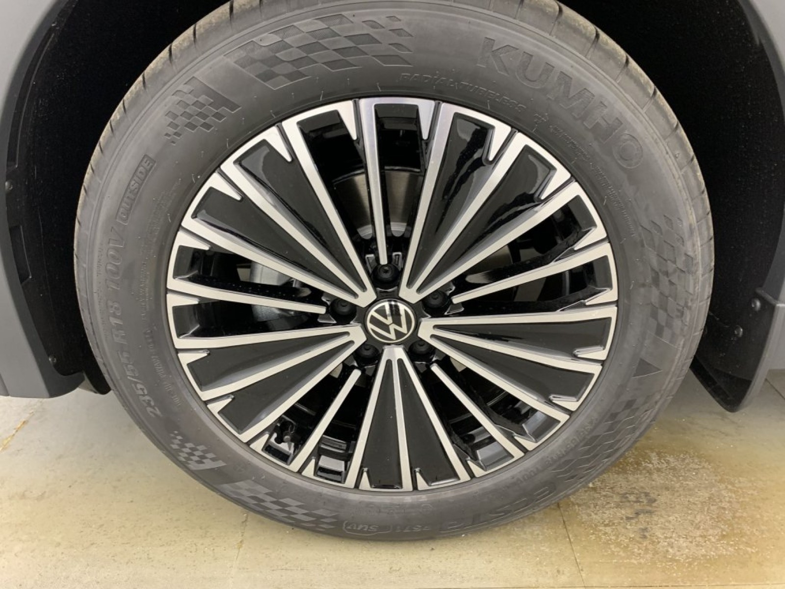 VOLKSWAGEN - TIGUAN NOUVEAU - #848842 - 23