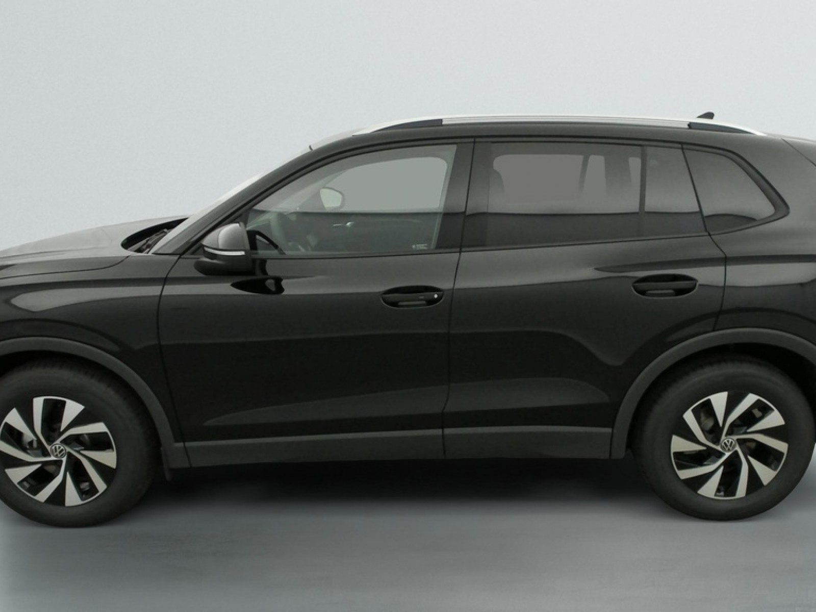 VOLKSWAGEN - TIGUAN NOUVEAU - #857324 - 3