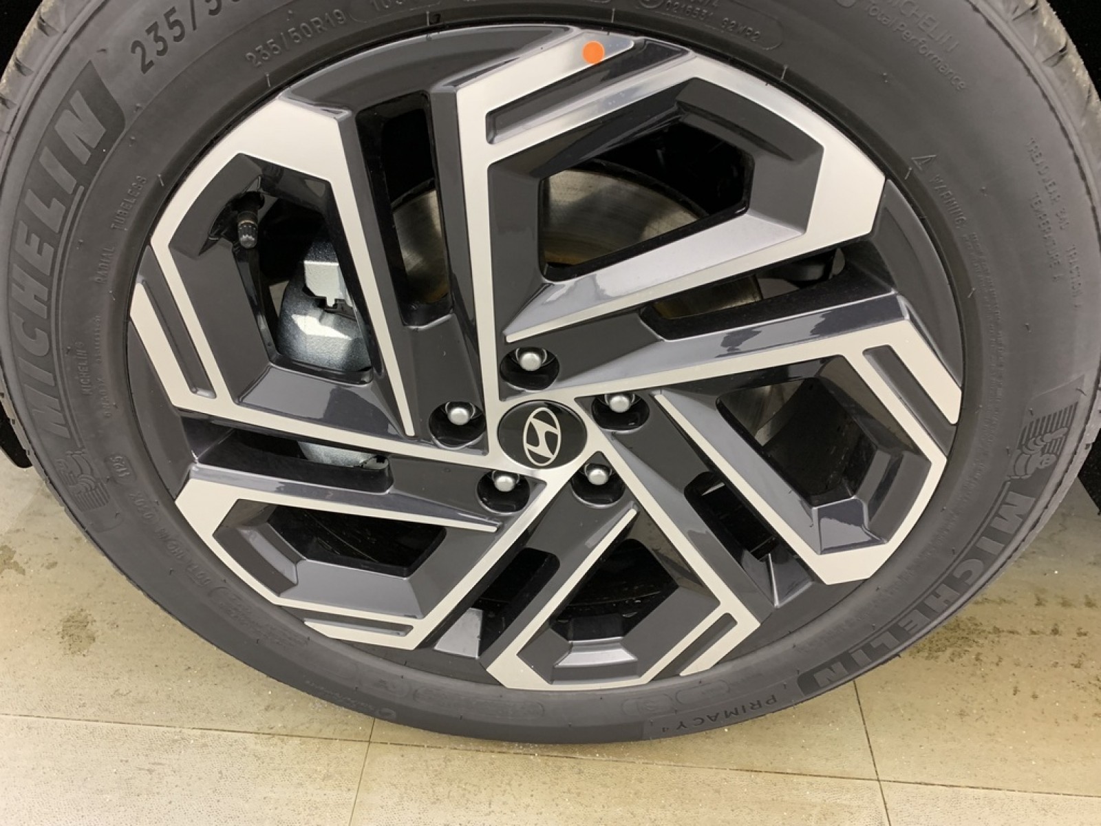 HYUNDAI - Tucson - #854730 - 23