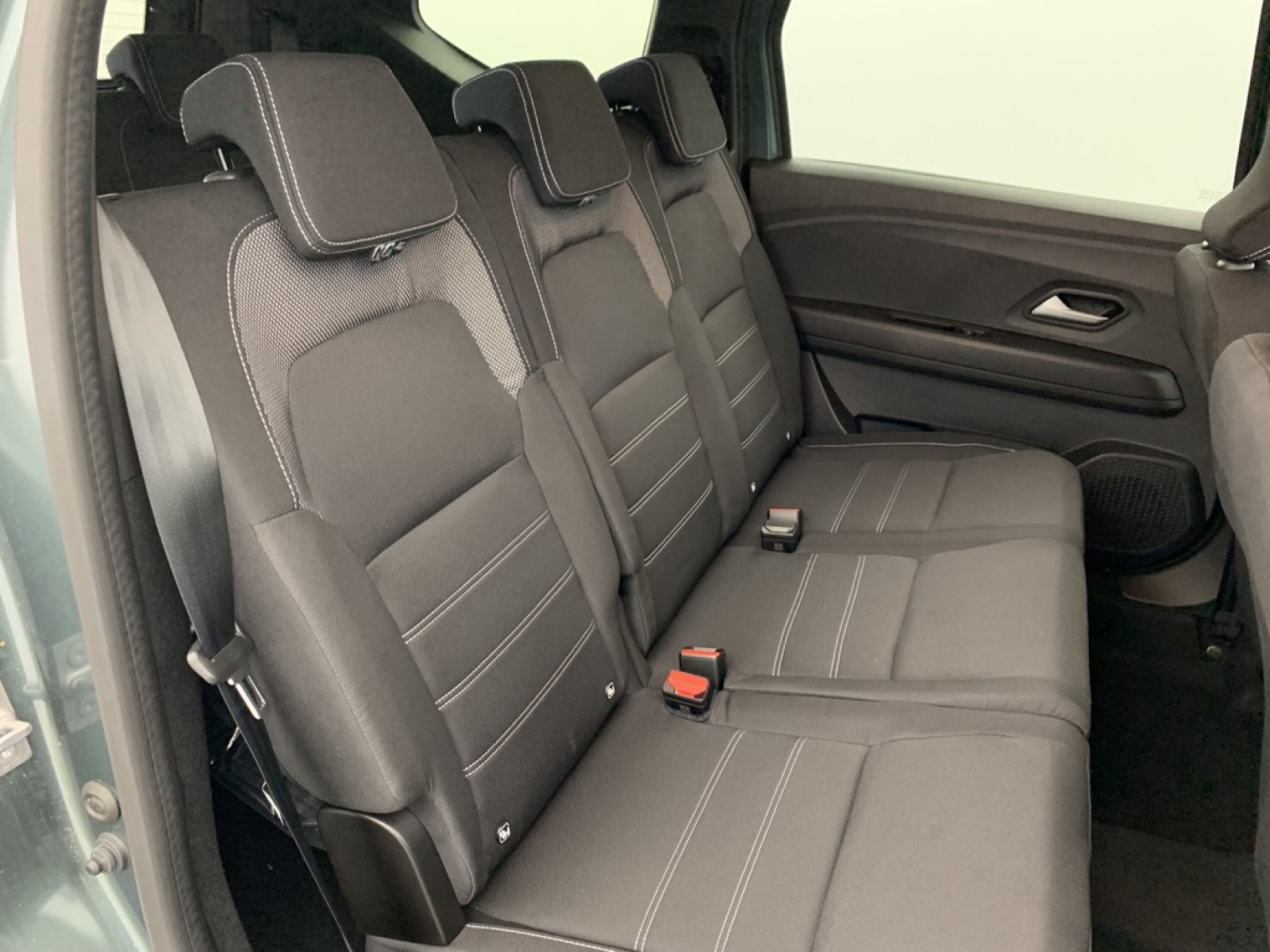 DACIA - Jogger - #854949 - 9