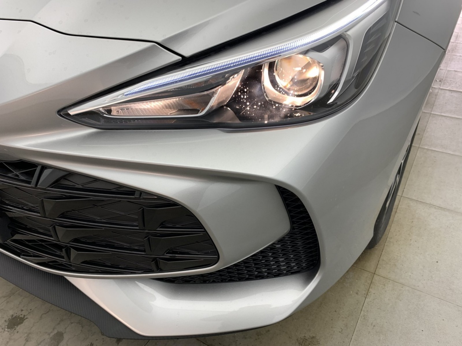 MG - MG3 - #853500 - 24