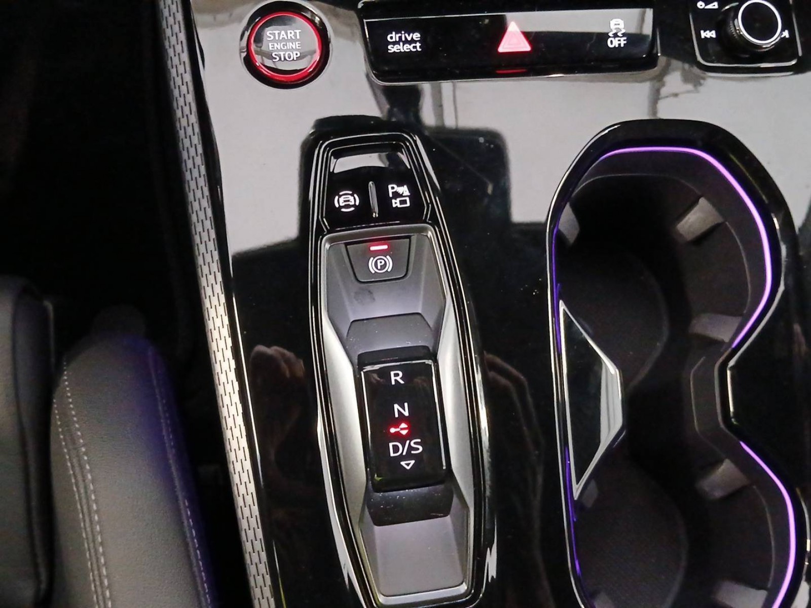 AUDI - A5 AVANT - #843372 - 13