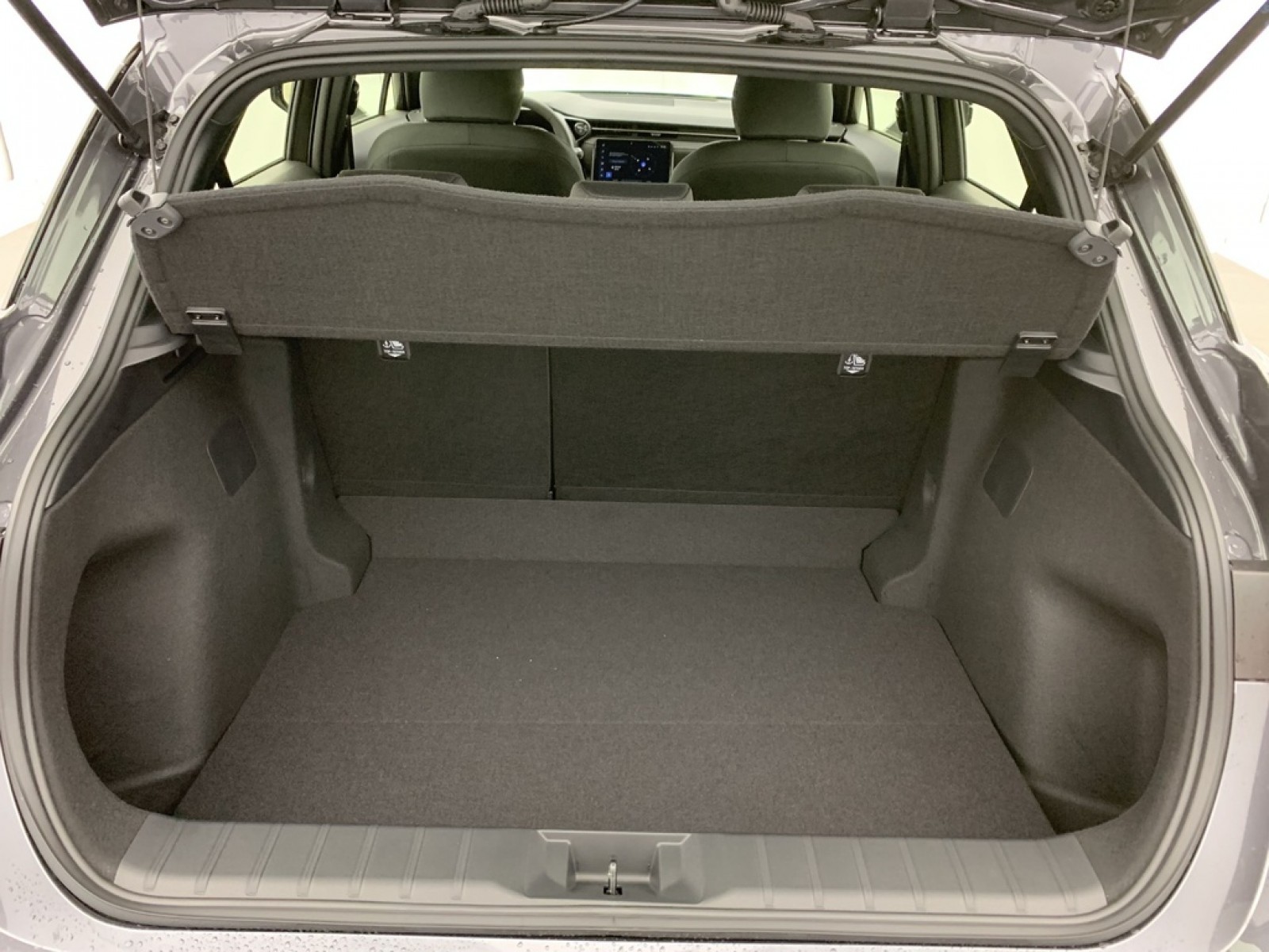 LEXUS - LBX - #858082 - 8