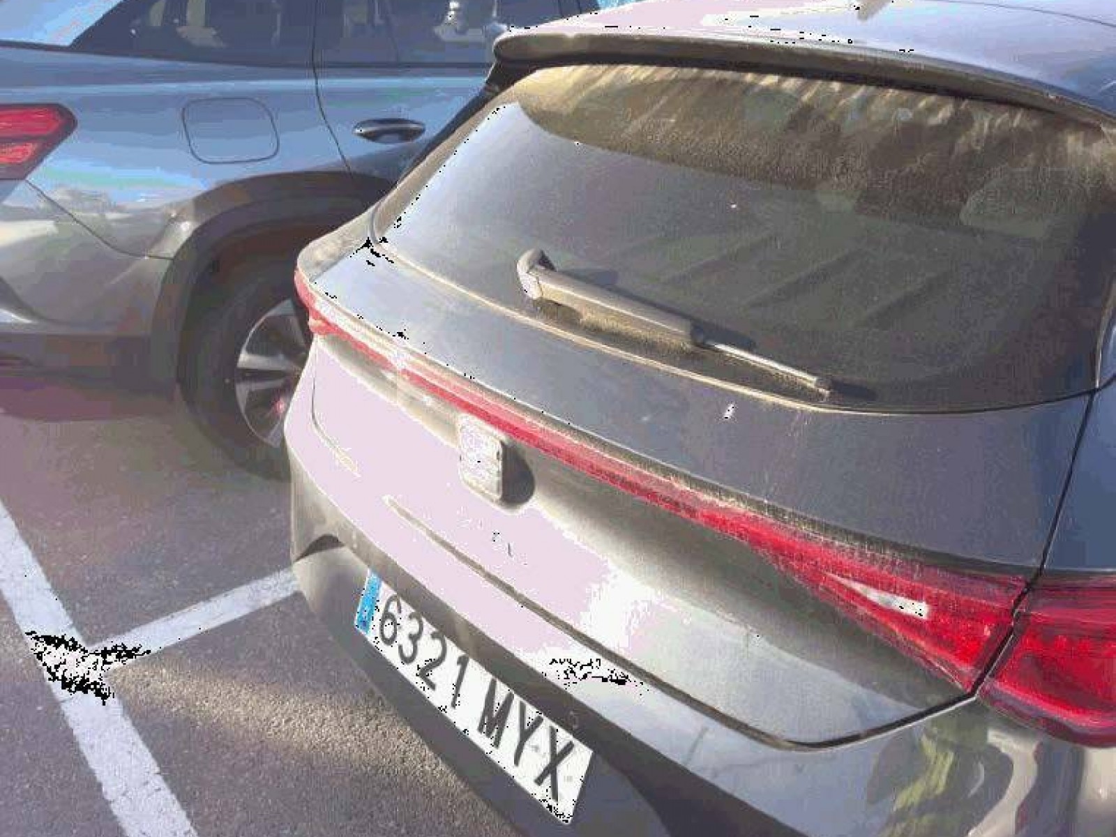 SEAT - LEON - #852923 - 26