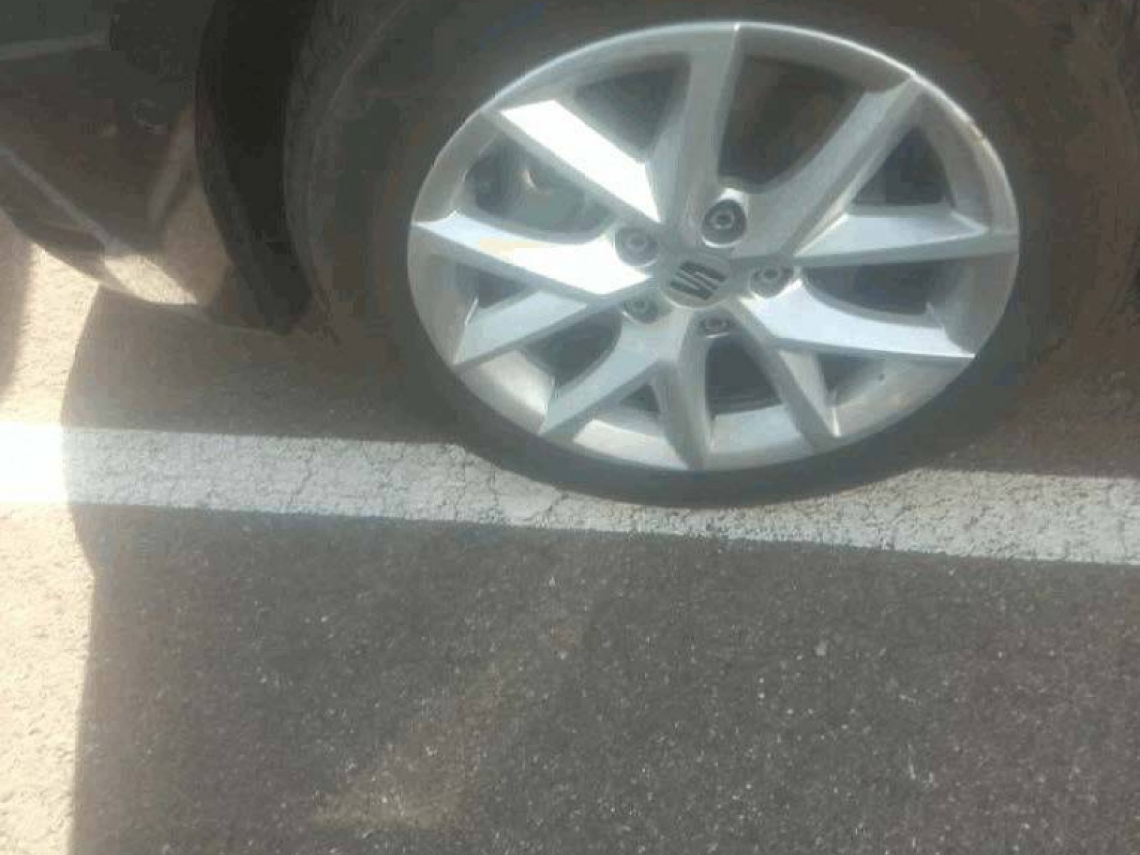 SEAT - LEON - #852931 - 26