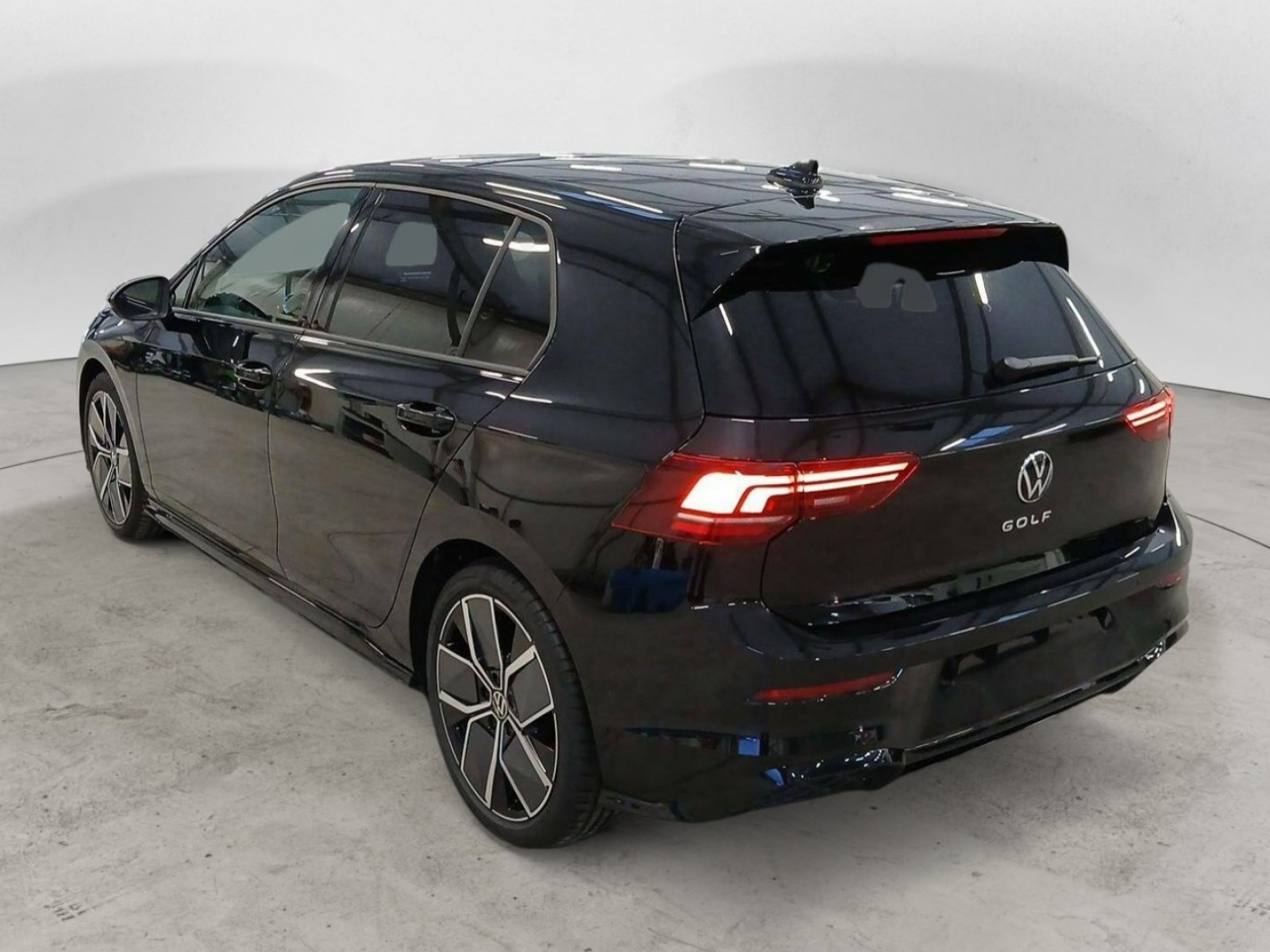 VOLKSWAGEN - GOLF - #625412 - 19