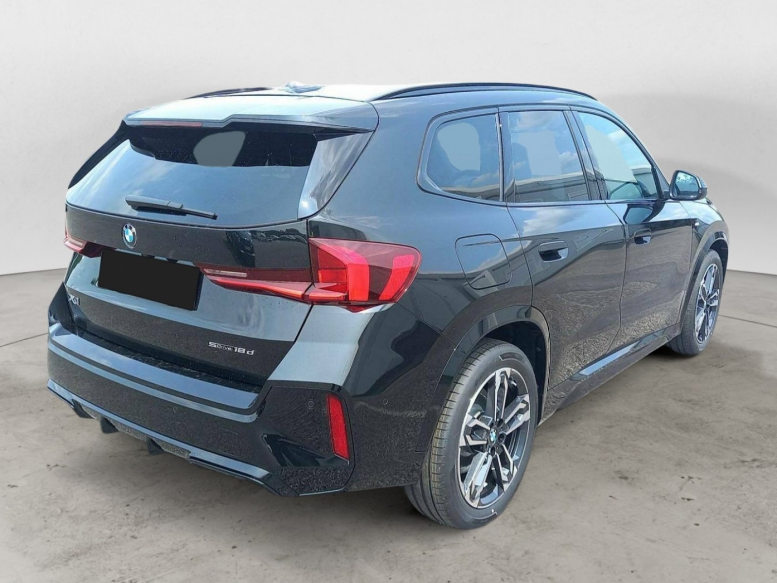 BMW - X1 U11 - #724868 - 19