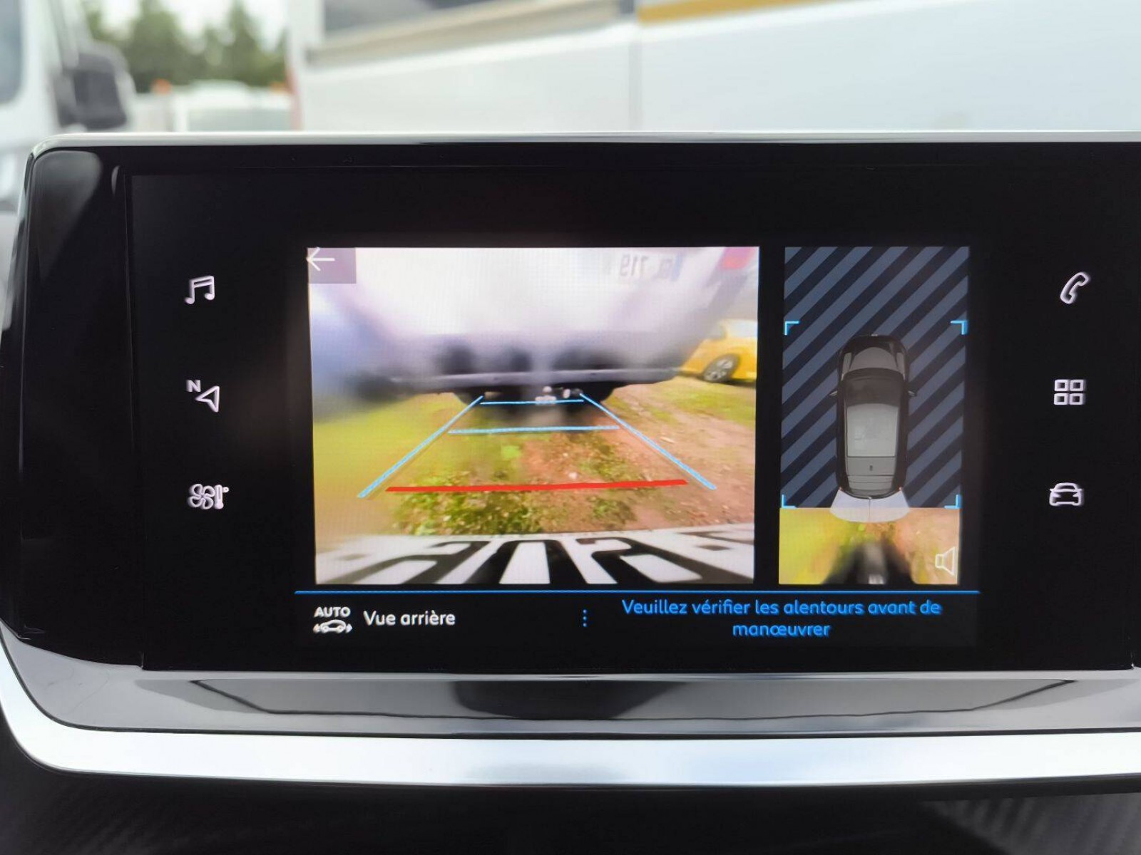 PEUGEOT - 208 - #858336 - 5