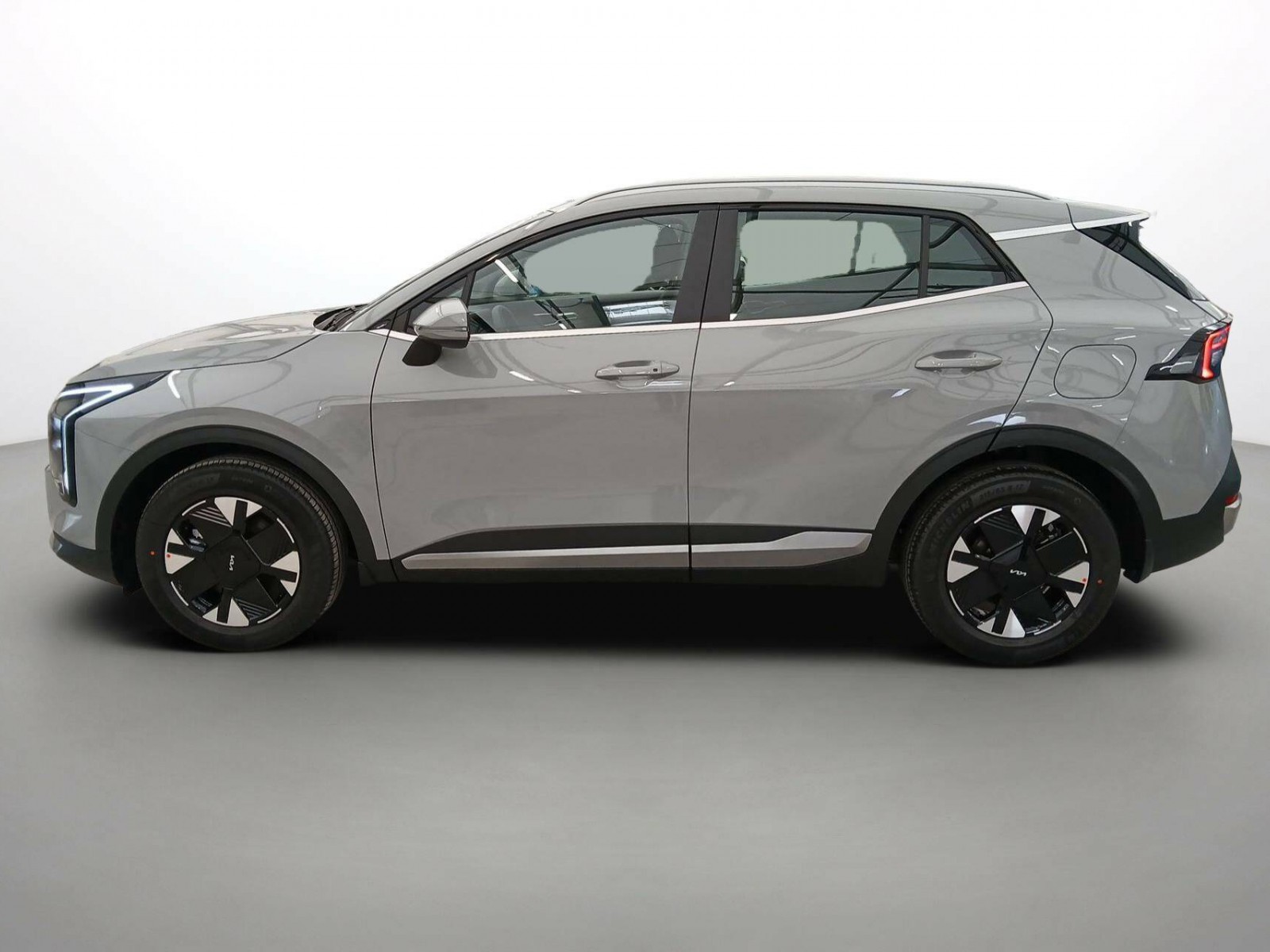 KIA - SPORTAGE - #854263 - 15