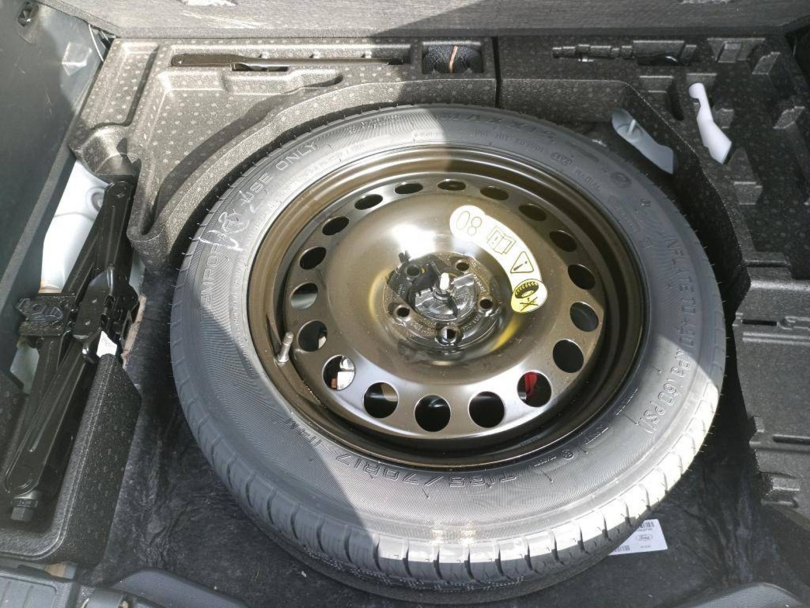 FORD - KUGA - #859692 - 13