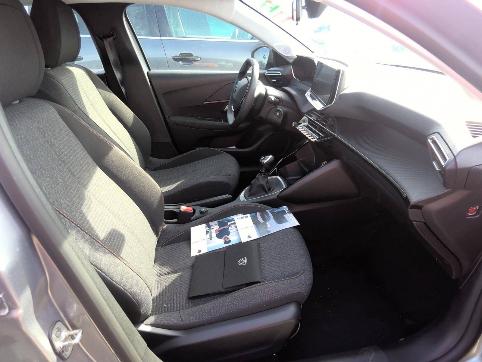 PEUGEOT - 208 - #859596 - 2