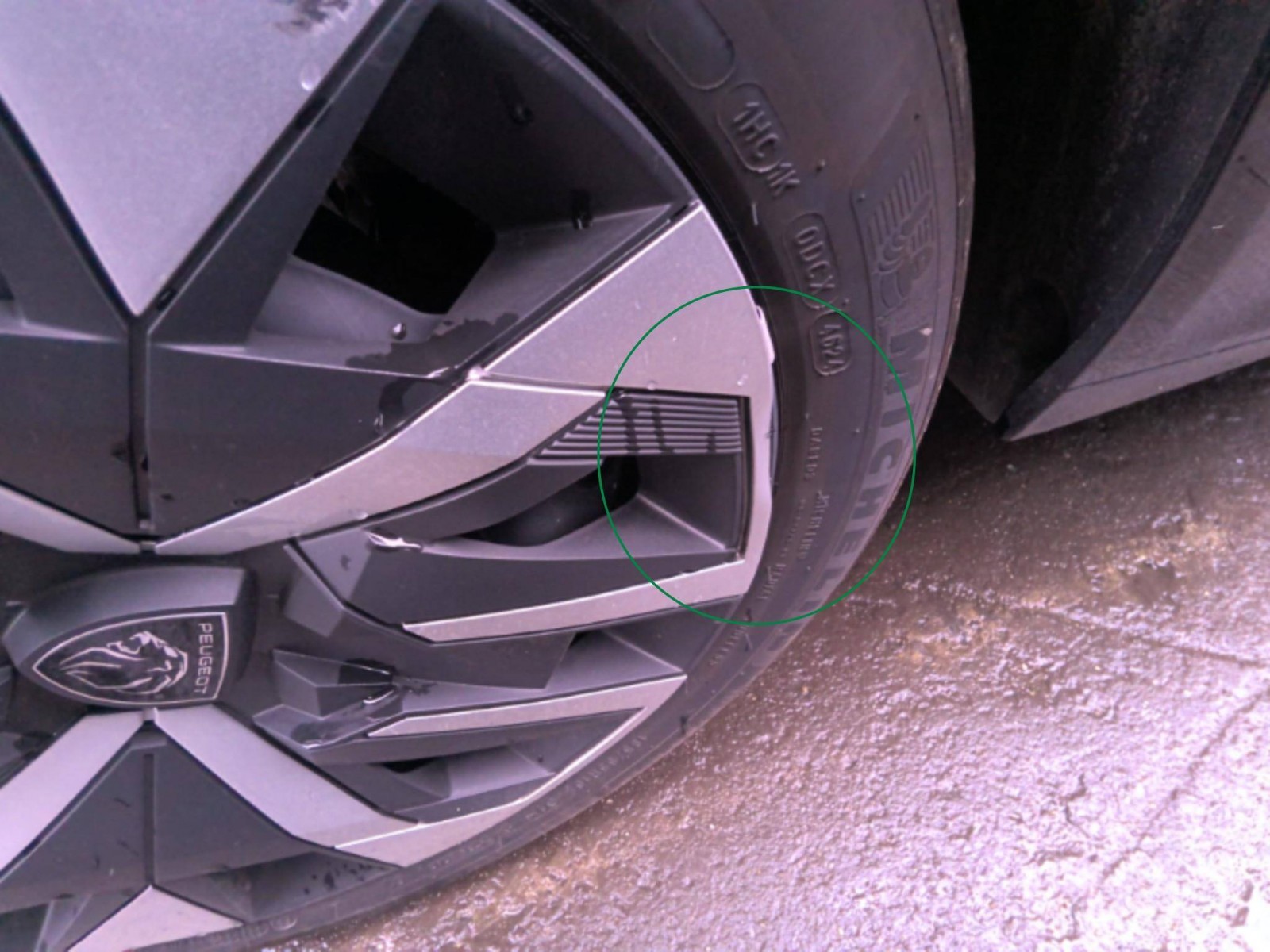 PEUGEOT - 208 - #859602 - 10