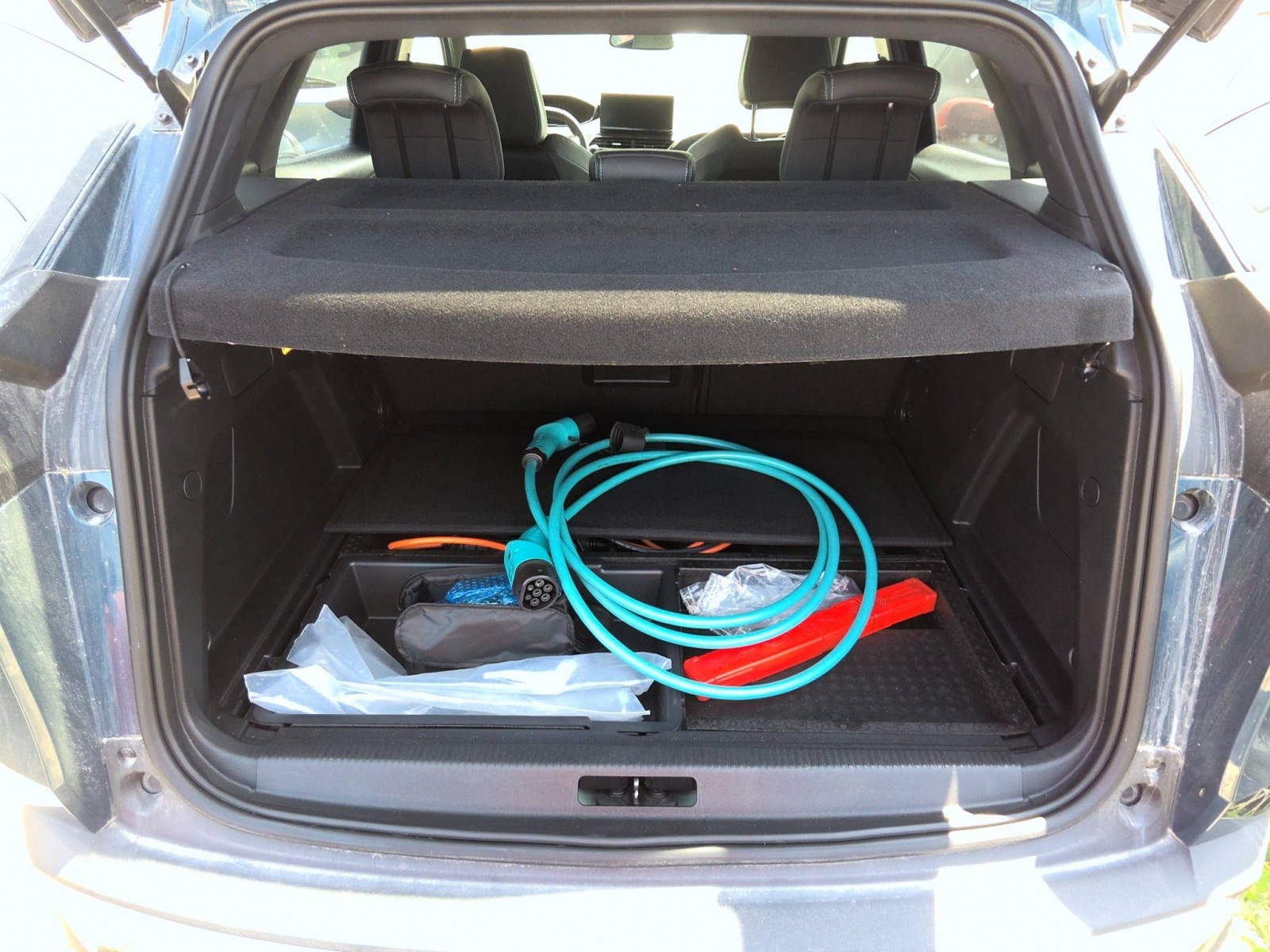 PEUGEOT - 3008 - #859608 - 5