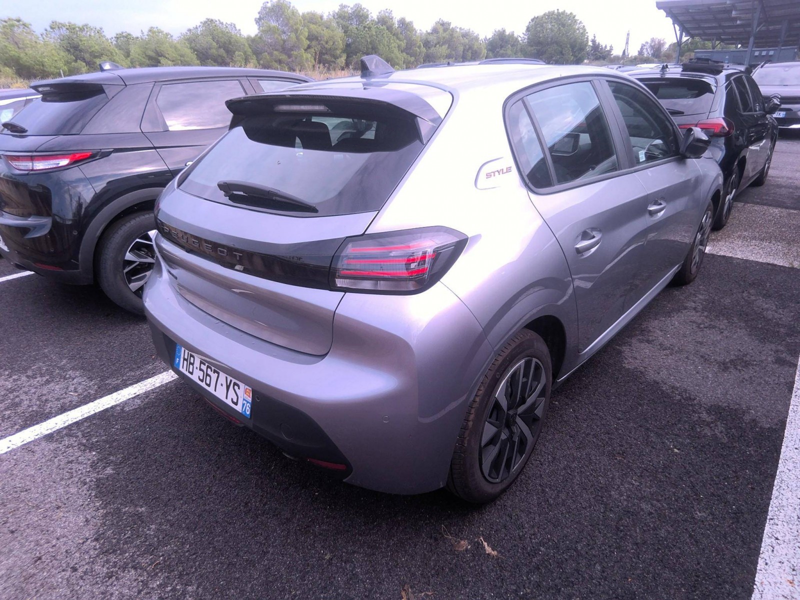 PEUGEOT - 208 - #859607 - 1