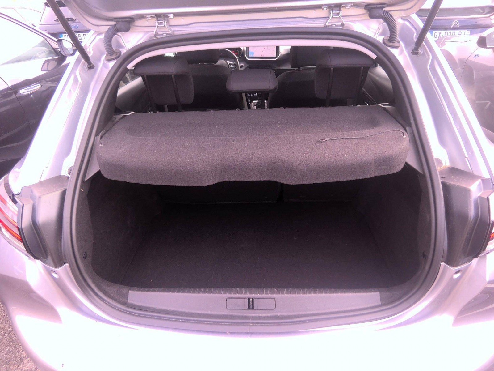 PEUGEOT - 208 - #859607 - 7