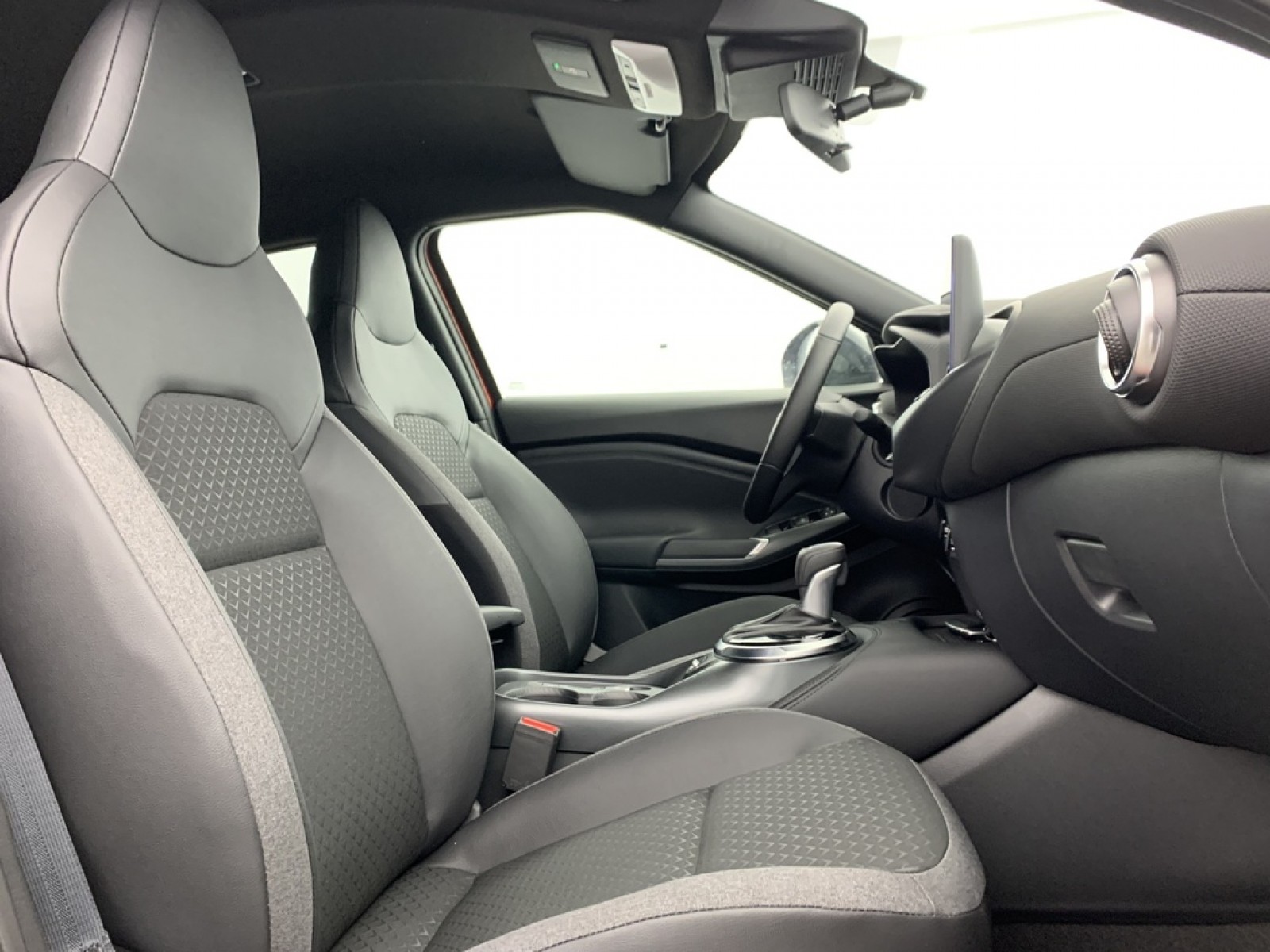 NISSAN - JUKE - #859202 - 8