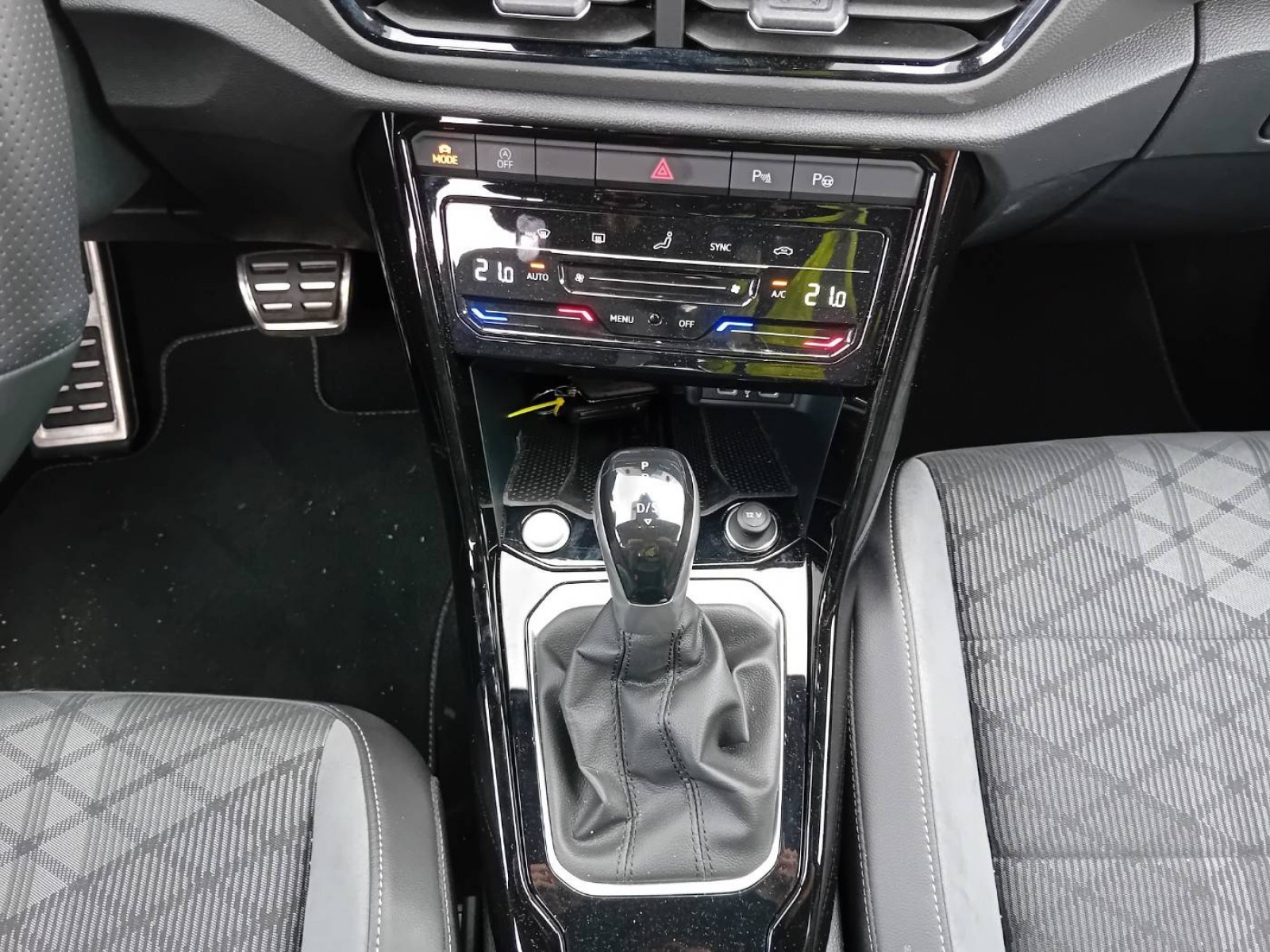 VOLKSWAGEN - T-ROC - #860350 - 9