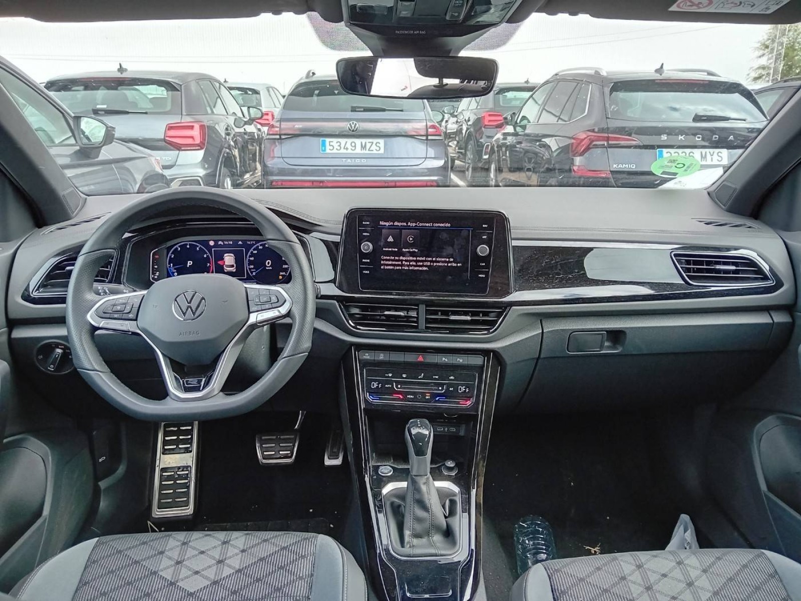 VOLKSWAGEN - T-ROC - #860349 - 6