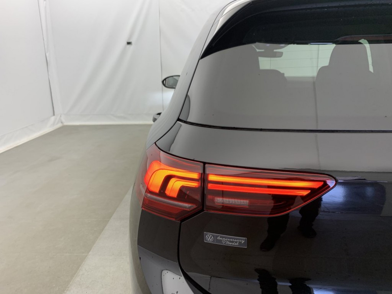 VOLKSWAGEN - GOLF 8 - #843237 - 32