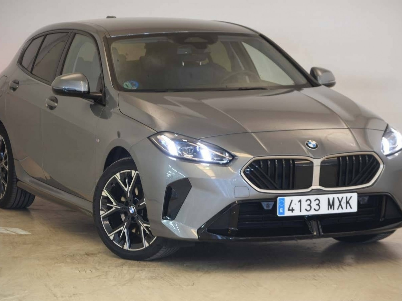 BMW - SERIE 1 F70 - #850094 - 3