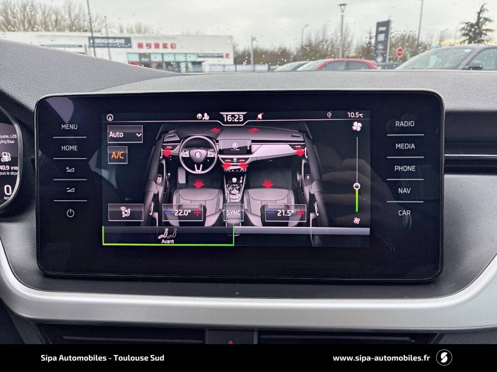 SKODA - KAMIQ - #860482 - 24