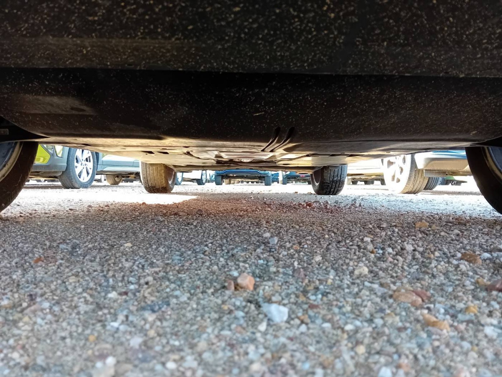 VOLKSWAGEN - TAIGO - #860474 - 17