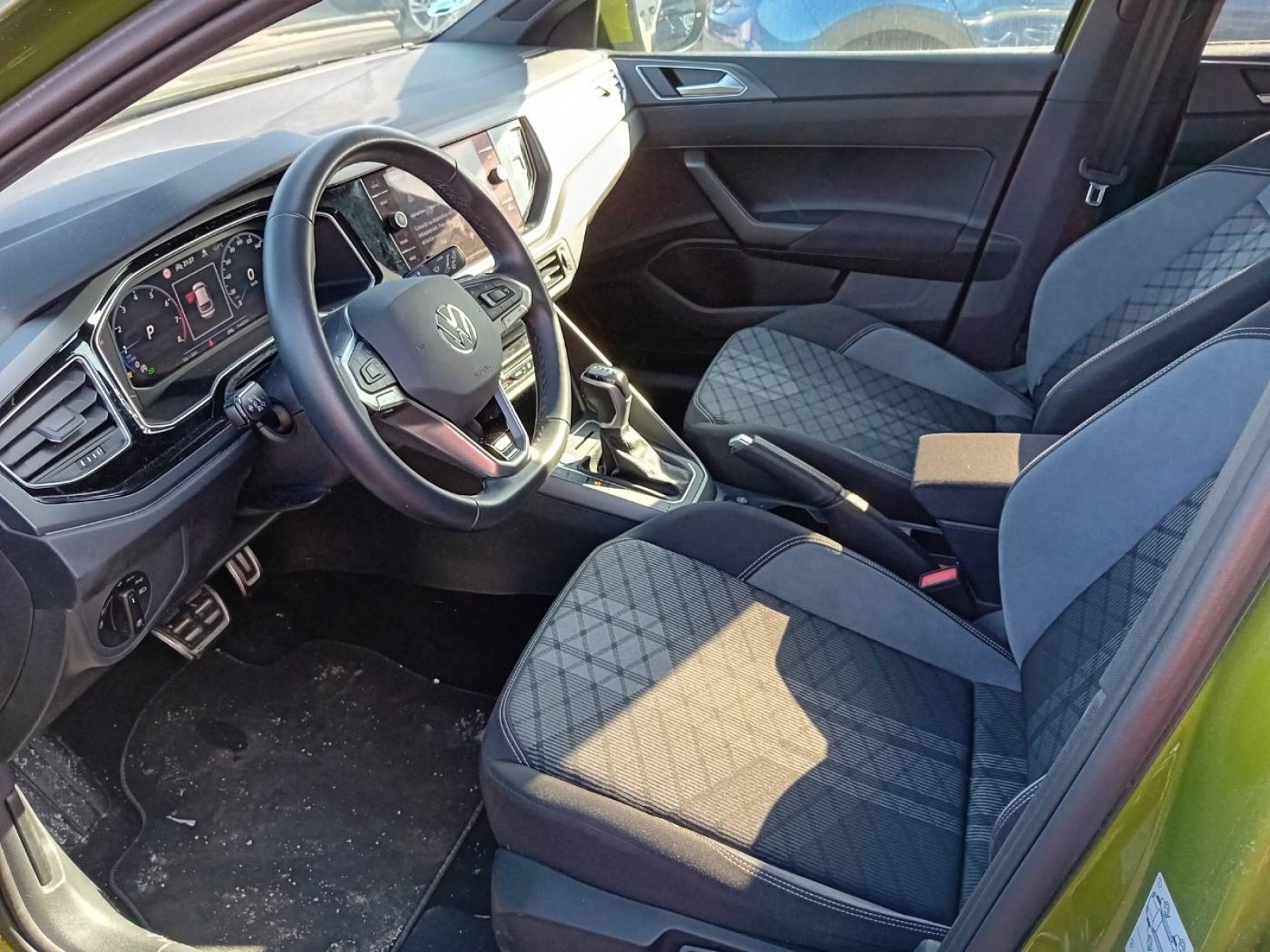 VOLKSWAGEN - TAIGO - #860476 - 7