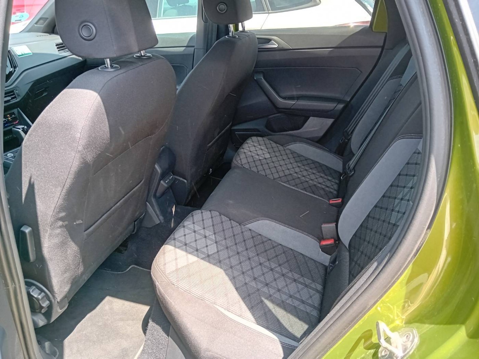 VOLKSWAGEN - TAIGO - #860477 - 9