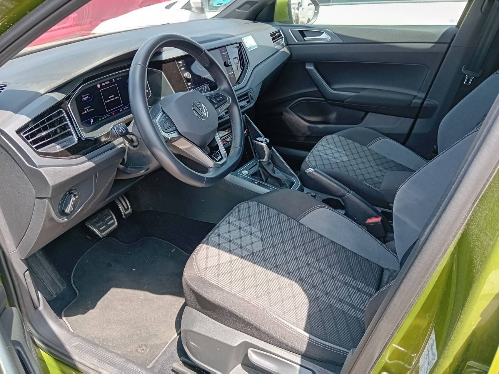 VOLKSWAGEN - TAIGO - #860477 - 8