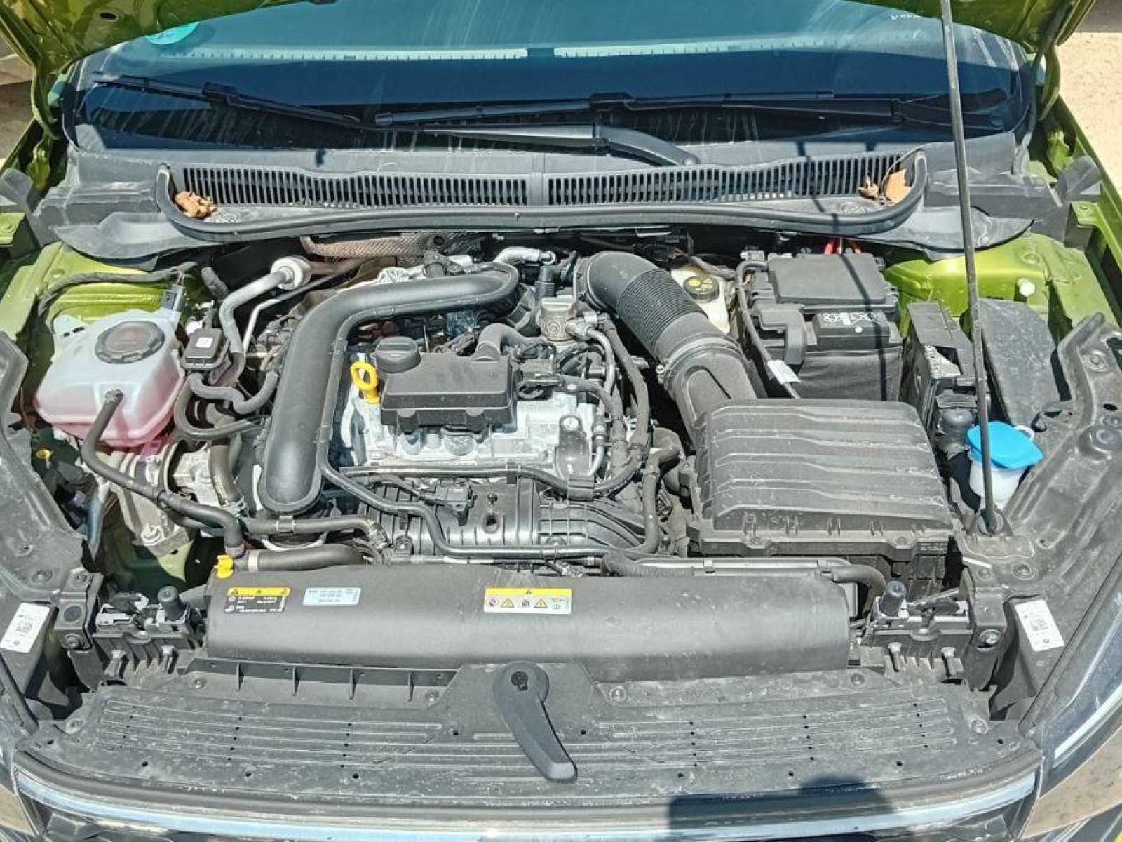 VOLKSWAGEN - TAIGO - #860477 - 17