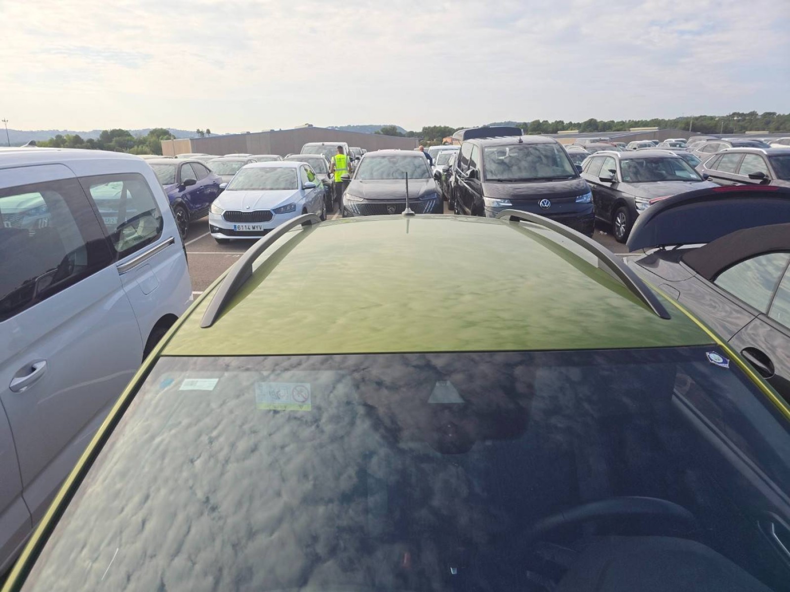 VOLKSWAGEN - TAIGO - #860478 - 28