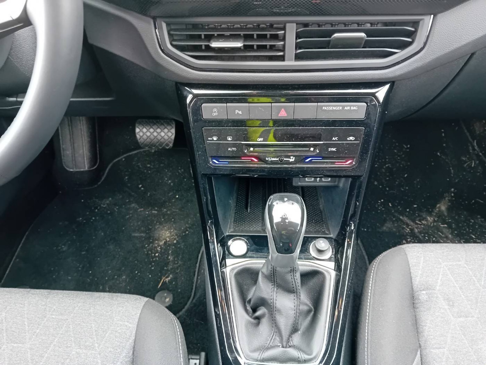 VOLKSWAGEN - T-CROSS - #860555 - 11