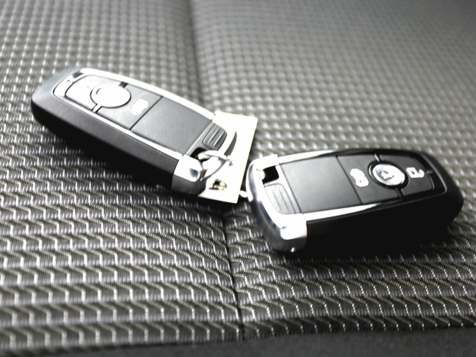 VOLKSWAGEN - TRANSPORTER PROCAB - #860764 - 24